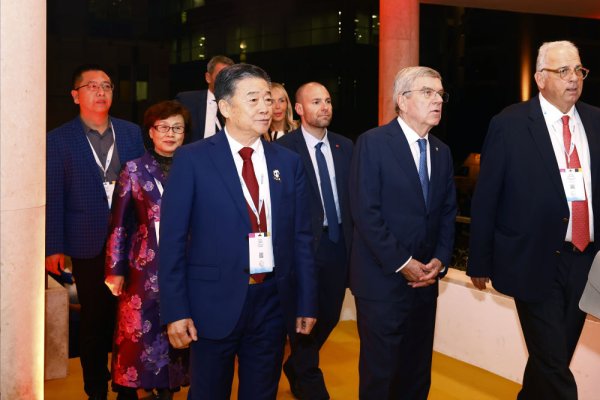 云开体育台球桌摆满了三街六市-开云官网kaiyun切尔西赞助商 (中国)官方网站 登录入口